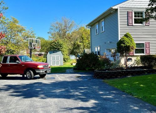 164 Rhinecliff Rd, Rhinebeck NY  12572-2050 exterior