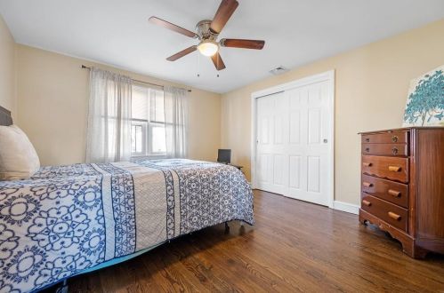 43 Crandall St, Providence RI 02908-1305 exterior