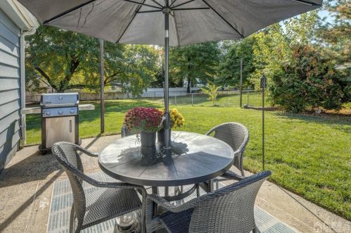 48 Coldevin Rd, Clark NJ  07066-1237 exterior