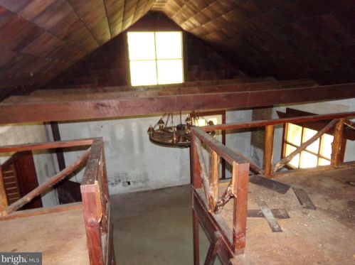 12 Natures Way, Upper Black Eddy, PA 18972-9625