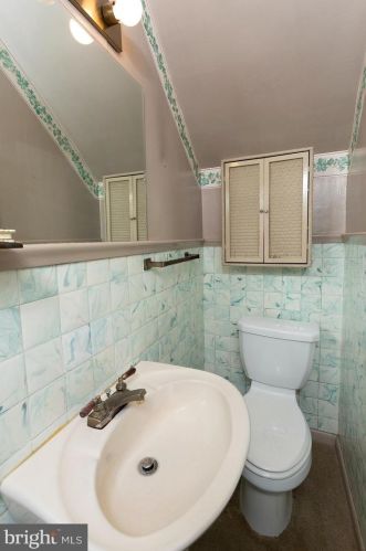 13 Kelso St, Harrisburg PA 17111-1823 exterior