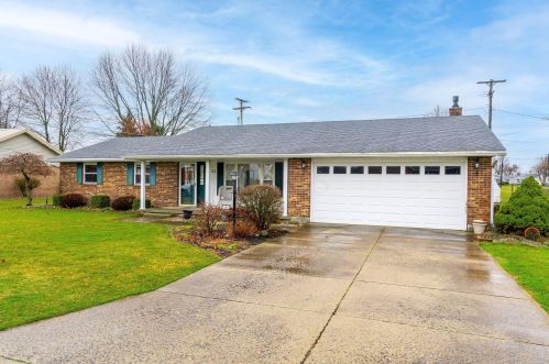22 Edgewood Dr, Richwood, OH 43344-1002