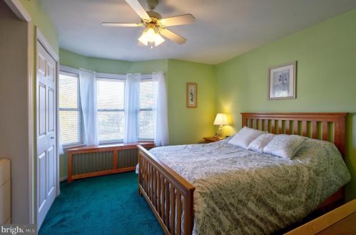 125 Slack Ave, Trenton NJ  08648-4303 exterior