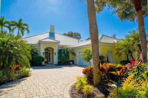 784 Ashburton Dr, Naples, FL 34110-7905