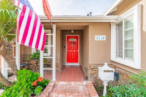 5214 Ledgewood Rd, South Gate, CA 90280-7034