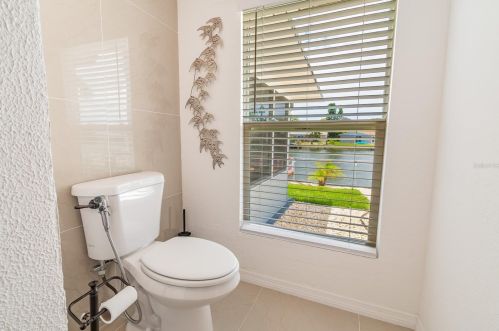 4047 Star Island Dr, Tarpon Springs FL  34691-3443 exterior