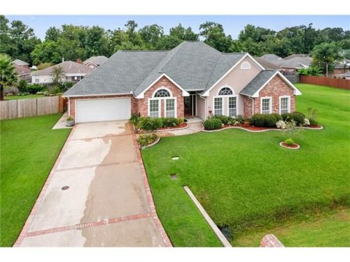 105 Avery St, Luling, LA 70070-2181