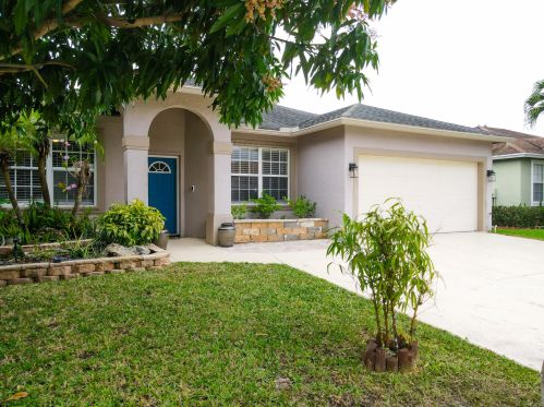 1017 Cape Cod Ter, West Palm Beach, FL 33413-3023
