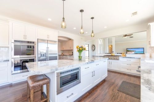 46520 De Portola Rd, Temecula, CA 92592-8752