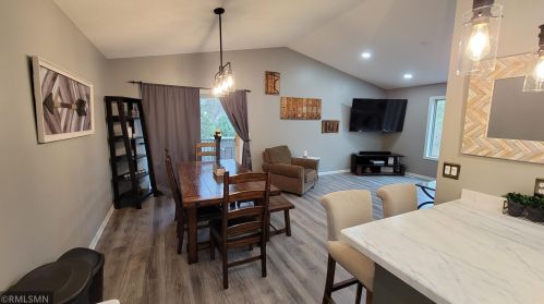 8960 Shore Trl, Columbus, MN 55025