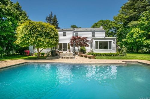 6 Penn Blvd, Scarsdale, NY 10583-7512