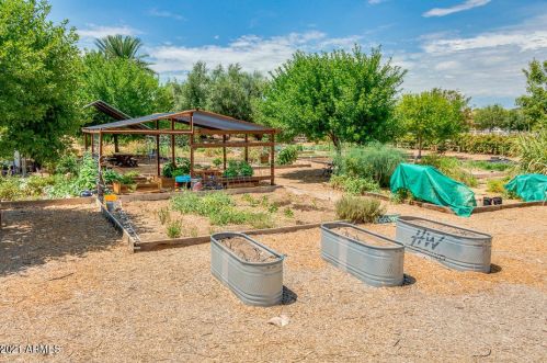 2719 James St, Gilbert AZ 85296-8981 exterior