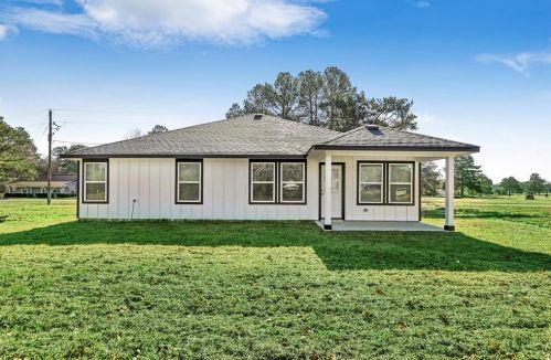 161 Coral Gables, Chita TX  75862-6998 exterior
