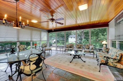 243 Burnside Pl, Ridgewood NJ  07450-1701 exterior