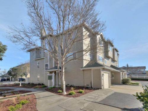 308 Treasure Island Dr, Belmont, CA 94002-4113