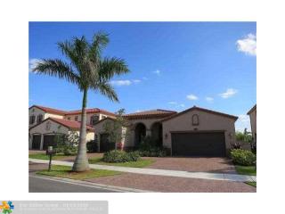 8756 41st St, Hollywood FL  33024-8749 exterior