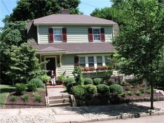 248 Grant St, Sewickley, PA 15143-1325