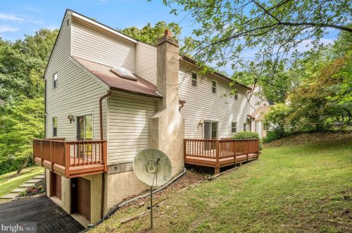 241 Marple Rd, Haverford PA  19041-1029 exterior