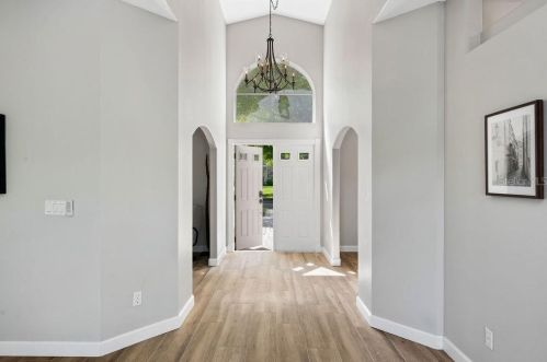 2417 Stoneview Rd, Orlando, FL 32806-5075