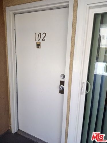 10757 Hortense St, North Hollywood, CA 91602-1838