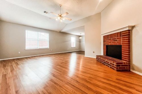 716 Grandview Ave, Seagoville TX  75159-1724 exterior