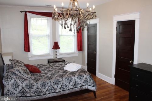 1501 Crittenden St, Washington, DC 20011-4340