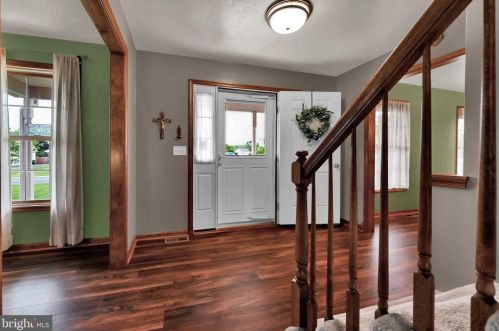 165 Friendship Ln, Gettysburg, PA 17325-7278
