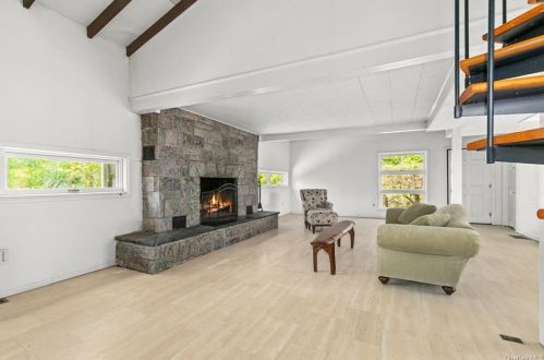 39 Lakeview Dr, Whaley Lake NY  12531-5532 exterior