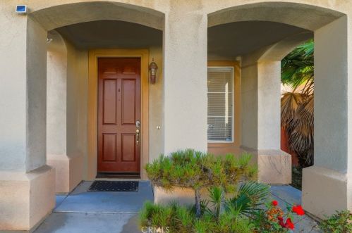 22821 Shell Dr, Long Beach, CA 90745-4743
