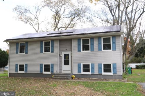 41 Pineview Dr, Dover, DE 19901-6209
