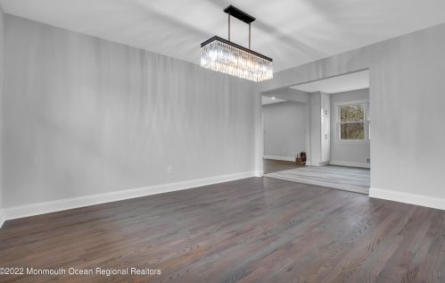 21 Kenneth Dr, Tinton Falls NJ  07712-2824 exterior