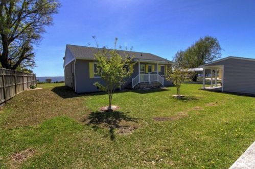 152 Lewis St, Newport NC  28570-8975 exterior