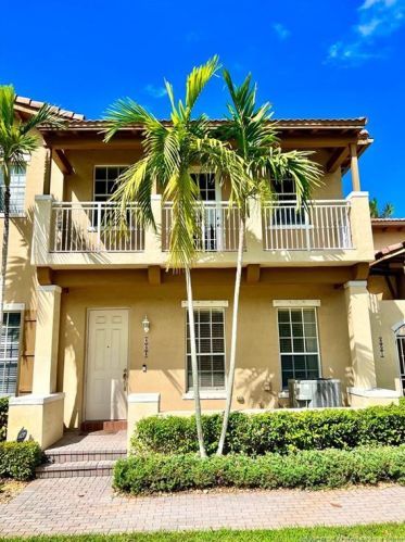 603 25th Ave, Boynton Beach, FL 33426-8791