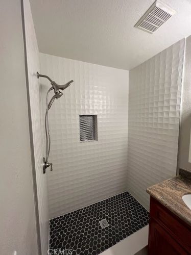 1356 Winston Ct, Upland CA 91786-3215 exterior