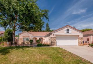 2364 Bedford Ave, Fresno, CA 93720-0235