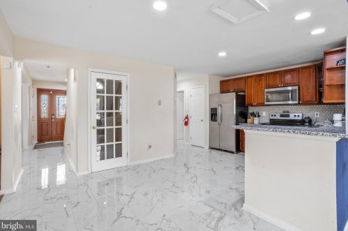 18 Elsworth Dr, Erial NJ  08081-4427 exterior