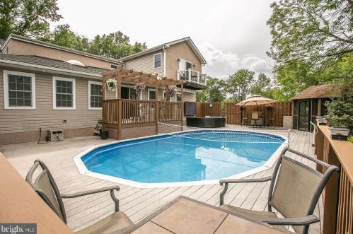 3937 Mill Rd, Collegeville PA  19426-1311 exterior