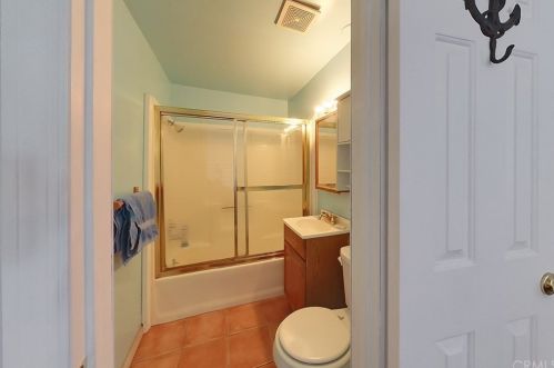 4333 Falcon Ave, Long Beach CA 90807-2503 exterior