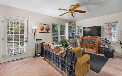 513 Oak St, Ukiah, CA 95482-4305