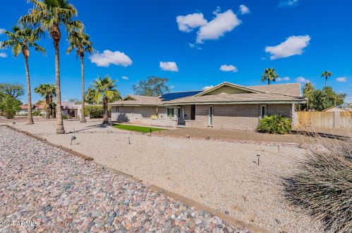 7126 John Cabot Rd, Glendale, AZ 85308-8132