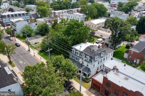 210 Market St, Gloucester NJ  08030-1907 exterior