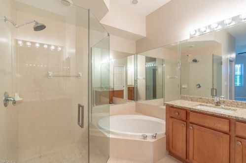 6705 Calumet Dr, Naples FL 34113-1609 exterior