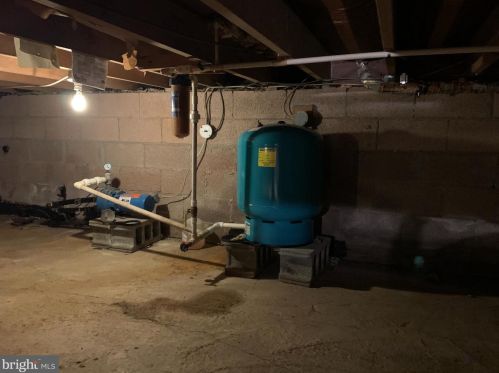 678 Cathcart Rd, Blue Bell PA  19422-1404 exterior