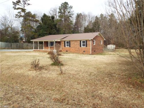 3352 Partridge Ln, Sophia, NC 27350-8308