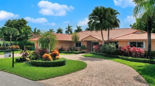 11600 101st Ave, Miami, FL 33176-4106