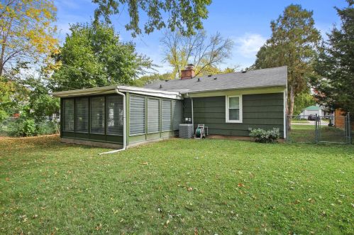 3725 63, Milwaukee WI 53220-1957 exterior