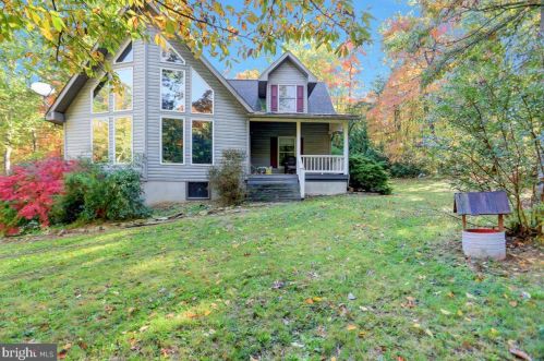 492 Furnace Hollow Rd, Lees Cross Roads, PA 17257-9650
