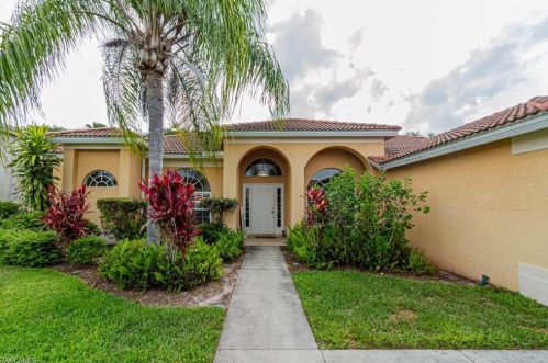 8460 Laurel Lakes Blvd, Naples, FL 34119-9794
