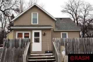 106 2nd St, Elysian MN  56028-2051 exterior