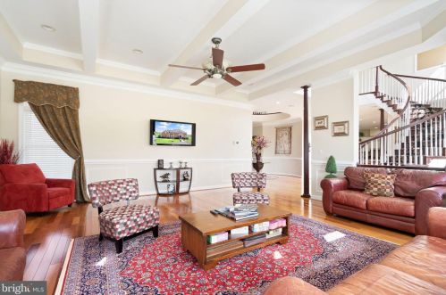 15840 Parnell Ct, Haymarket VA  20169-1667 exterior